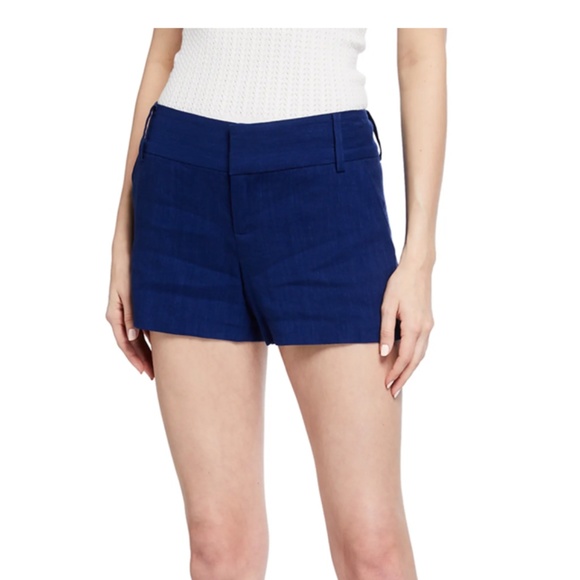 NWT $590 Alice + Olivia ~2-PIECE~ Blazer and Short Suit Set in Size 8! - Picture 5 of 8